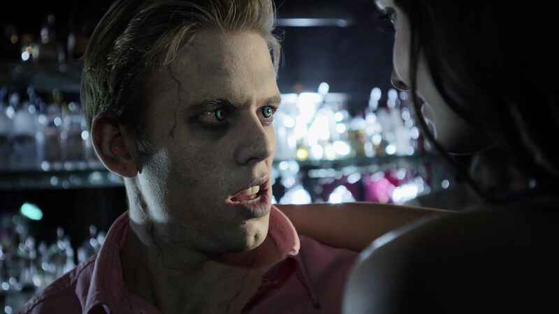 The Coed and the Zombie Stoner (2014) Screenshot 4