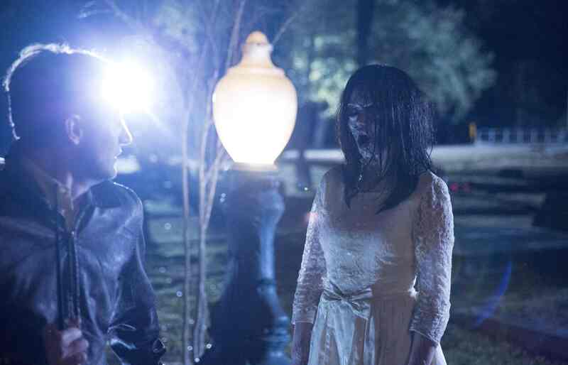 Cold Moon (2016) Screenshot 1