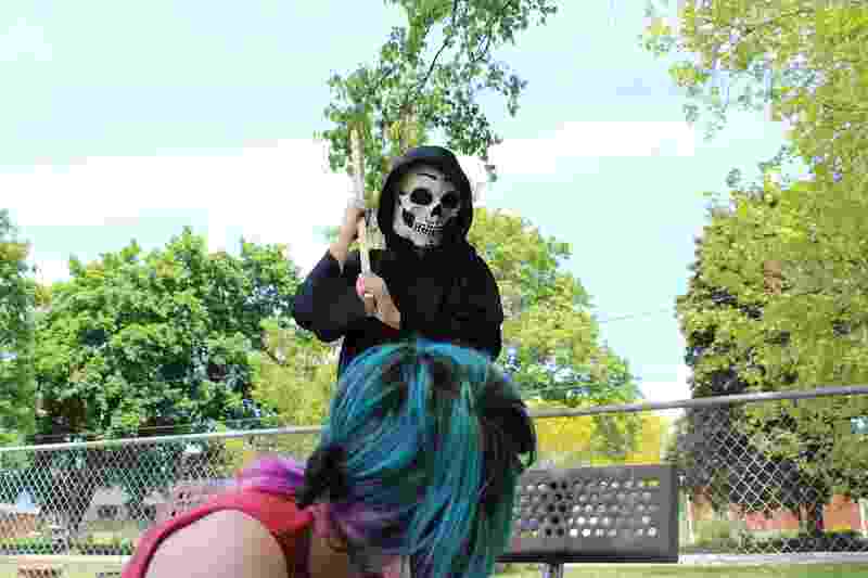 Meat Pie Massacre (2015) starring Alex DiSanto on DVD DVD Meat Pie Massacre (2015) Screenshot 4