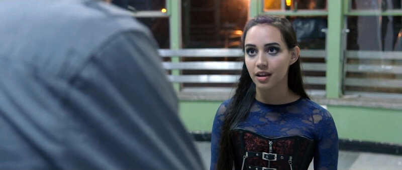 Ravenswood (2017) starring Madeline Marie Dona on DVD DVD Ravenswood (2017) Screenshot 5