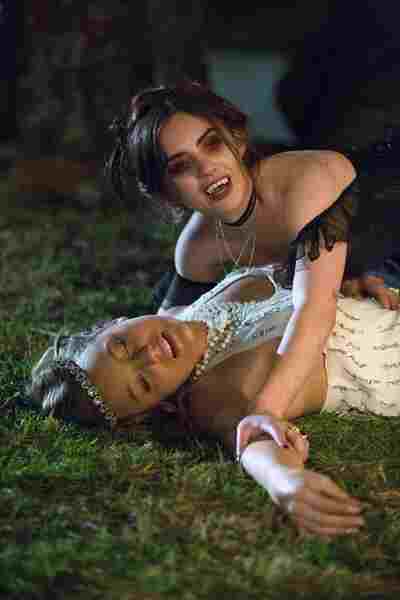 Mother May I Sleep with Danger? (2016) starring Emily Meade on DVD DVD Mother, May I Sleep with Danger? (2016) Screenshot 3