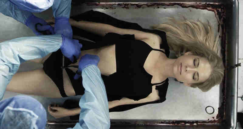 Bodies (2016) Screenshot 2