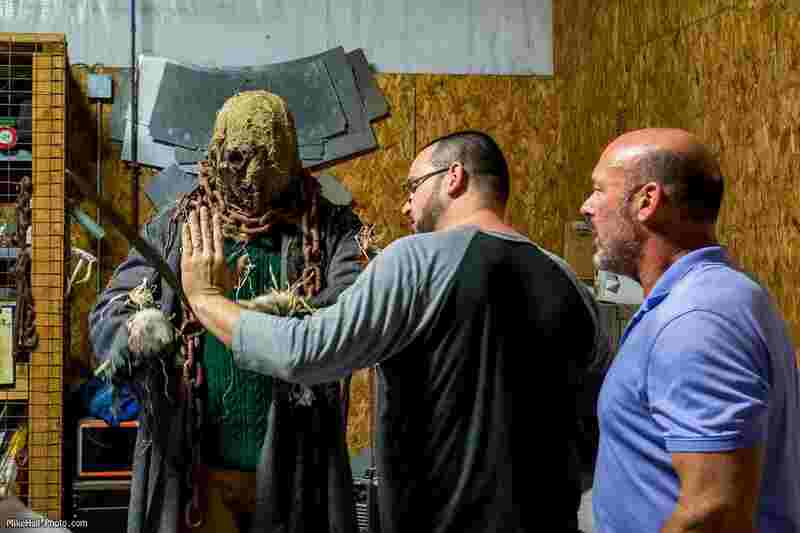 Volumes of Blood: Horror Stories (2016) Screenshot 4