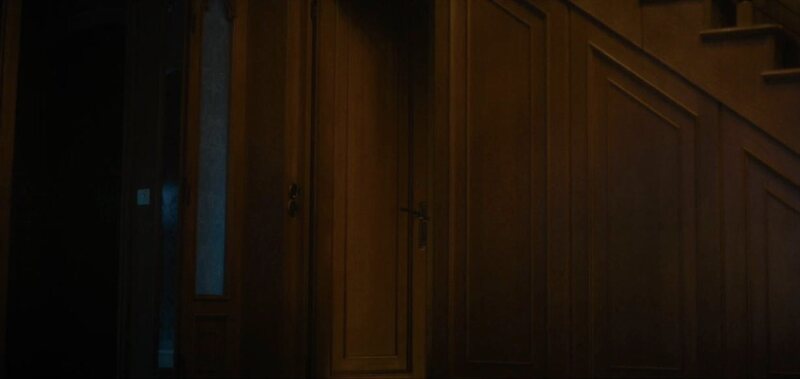 Housewife (2017) Screenshot 3