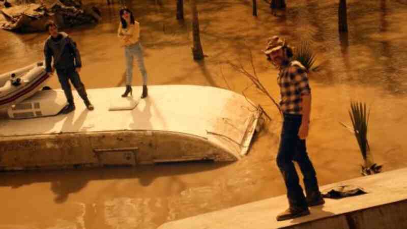 Trailer Park Shark (2017) starring Thomas Ian Nicholas on DVD DVD Trailer Park Shark (2017) Screenshot 2